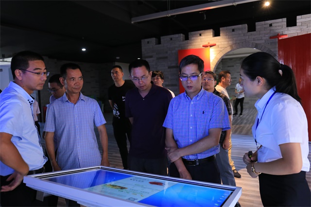 	义乌市农合联（供销社）党委书记、主任周建平莅临临海市农合联产业合作园调研