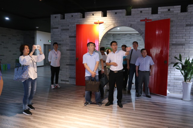 湖州市供销社副主任杨洪亮一行莅临临海市农合联产业合作园调研